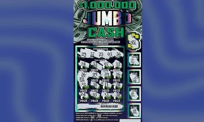 Chiếc vé trúng thưởng một triệu USD của người phụ nữ ở Michigan. Ảnh: Công ty xổ số Michigan