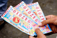 Trúng số bao nhiêu tiền phải đóng thuế?